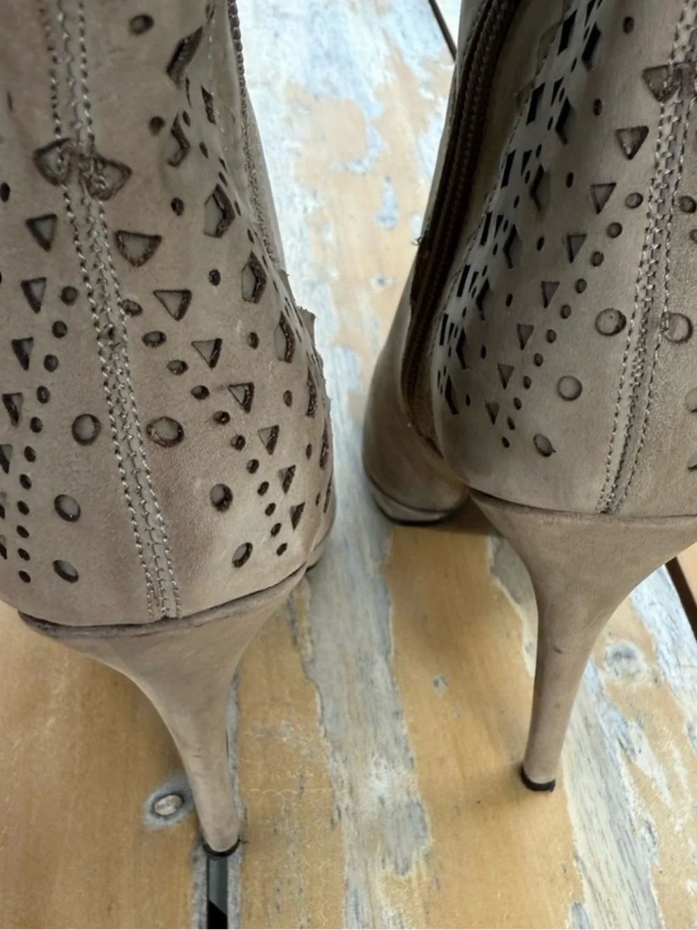 Pour La Victoire Taupe Suede Over-the-Knee Laser-Cut Boots size 7